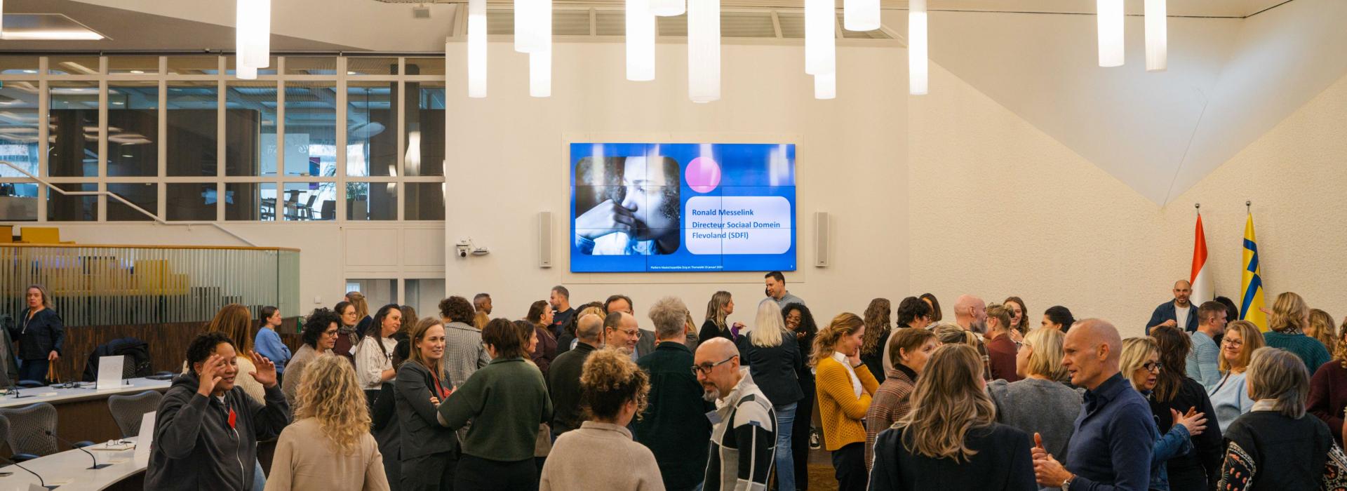 Bijeenkomst Raadzaal Lelystad - kennismakingsoefening